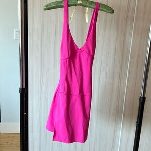 Free peoplee movement drop shot skortsie athletic dress sz L
Pink-fuschia flirt